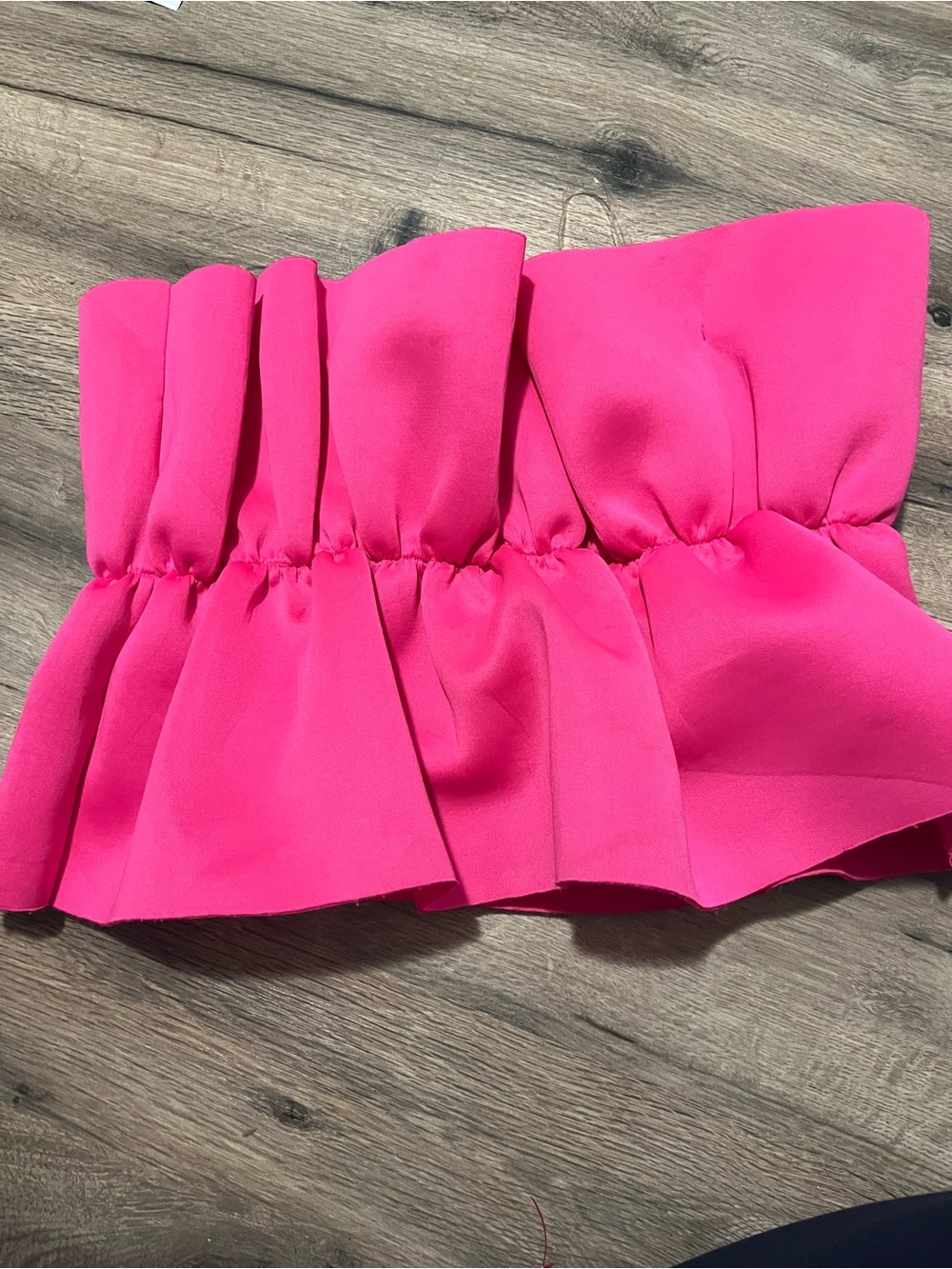 Stella Dallas  Hot Pink Strapless Ruffle top / small